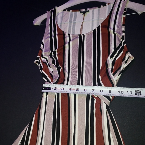 Torrid Women Multicolor Rayon Round Neck Sleeveless Knee Length Dress Small - Picture 12 of 13